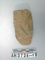 藏品(打製石斧)的圖片